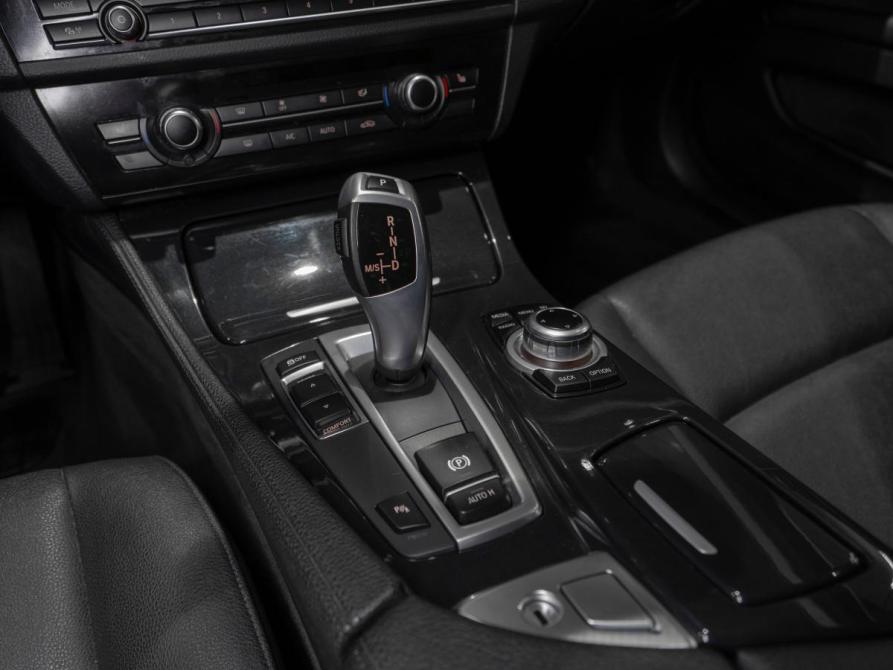BMW 5 серии VI (F10/F11/F07) Рестайлинг Москва  - изображение 11