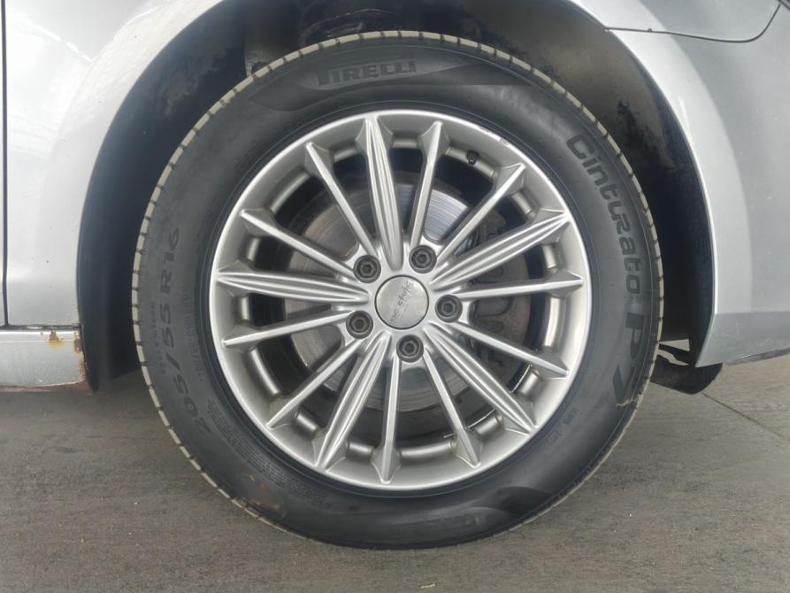 Volkswagen Golf VI Москва  - изображение 19