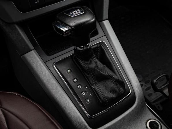 Skoda Yeti I с пробегом 2012 года, цена 1 035 000 рублей, 179645 км, внедорожник, Автокод Объявления