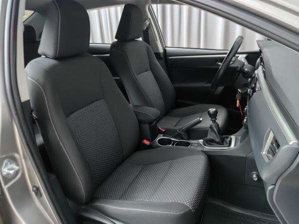 Toyota Corolla XI (E160 E170 E180) с пробегом 2015 года, цена 1 245 000 рублей, 150878 км, седан, Автокод Объявления