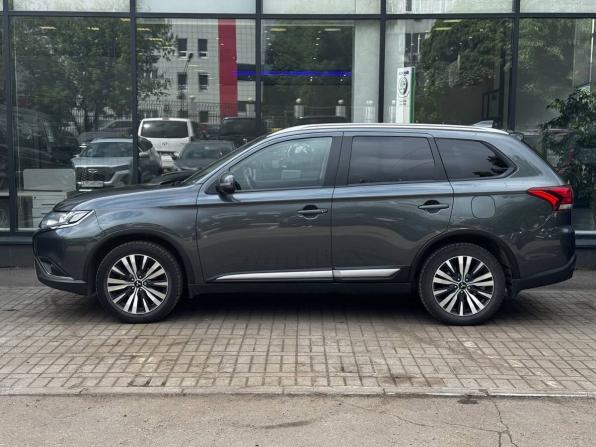 Mitsubishi Outlander III Рестайлинг 3 с пробегом 2019 года, цена 2 050 000 рублей, 181194 км, внедорожник, Автокод Объявления