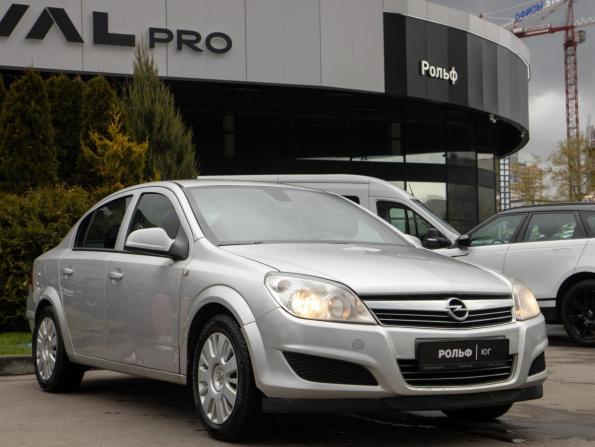 Opel Astra H Рестайлинг с пробегом 2010 года, цена 468 000 рублей, 245000 км, седан, Автокод Объявления