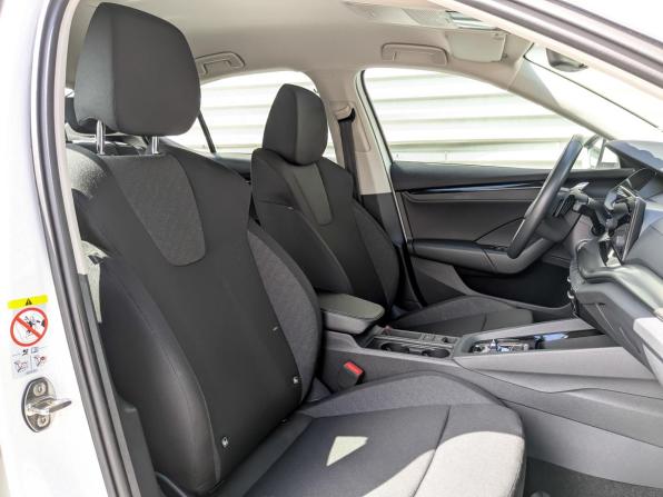 Skoda Octavia IV (A8) с пробегом 2021 года, цена 2 355 000 рублей, 43099 км, лифтбек, Автокод Объявления