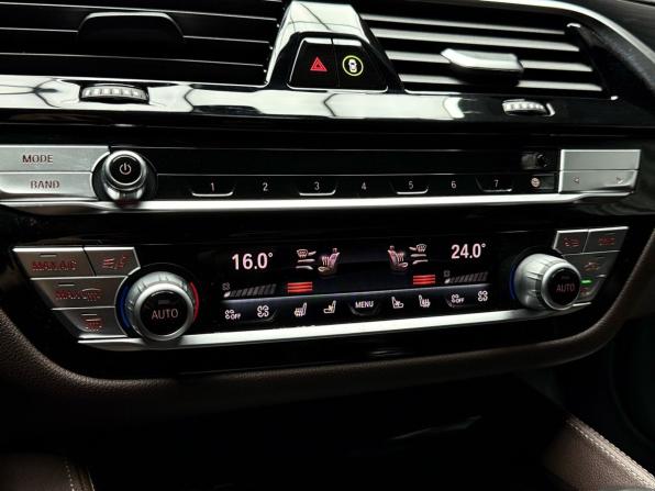 BMW 5 серии VII (G30/G31/G38) Рестайлинг с пробегом 2021 года, цена 5 299 000 рублей, 55500 км, седан, Автокод Объявления