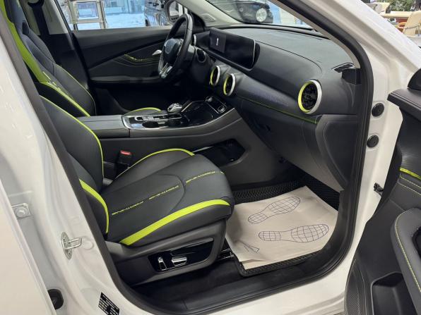 Forthing T5 EVO с пробегом 2023 года, цена 2 650 000 рублей, 17543 км, внедорожник, Автокод Объявления