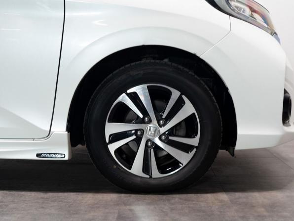 Honda Freed II с пробегом 2016 года, цена 1 430 000 рублей, 183270 км, компактвэн, Автокод Объявления