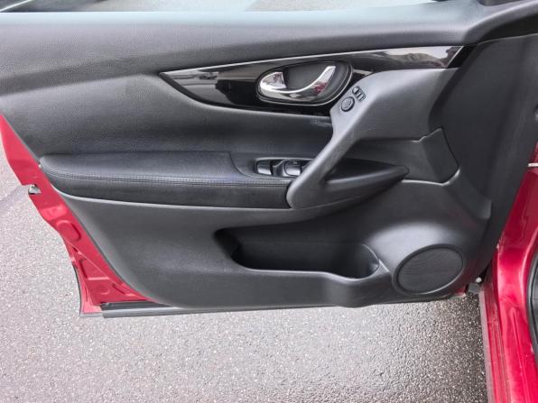 Nissan Qashqai II с пробегом 2017 года, цена 1 730 000 рублей, 103000 км, внедорожник, Автокод Объявления