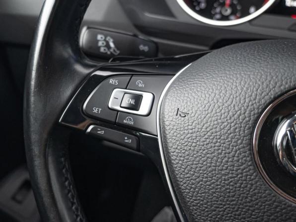 Volkswagen Tiguan I Рестайлинг с пробегом 2017 года, цена 2 549 000 рублей, 121446 км, внедорожник, Автокод Объявления