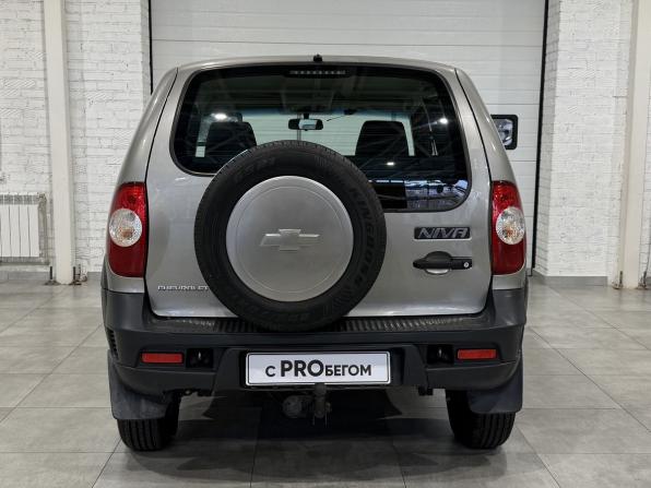 Chevrolet Niva I Рестайлинг с пробегом 2017 года, цена 679 000 рублей, 98894 км, внедорожник, Автокод Объявления
