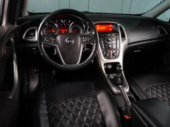 Opel Astra J с пробегом 2011 года, цена 799 000 рублей, 162550 км, хэтчбек, Автокод Объявления