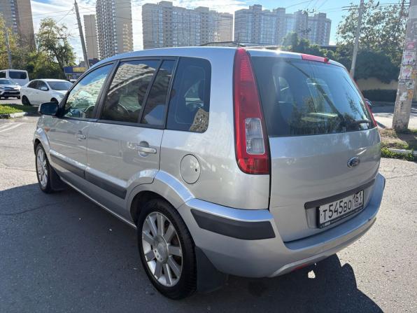 Ford Fusion I Рестайлинг с пробегом 2008 года, цена 425 000 рублей, 194762 км, хэтчбек, Автокод Объявления