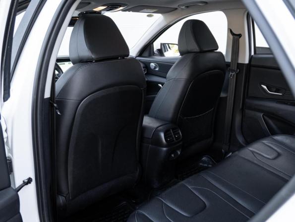 Hyundai Elantra VII (CN7) Рестайлинг с пробегом 2024 года, цена 2 299 000 рублей, 12648 км, седан, Автокод Объявления