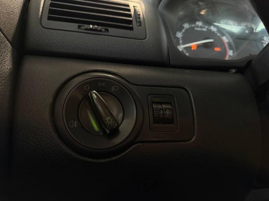 Skoda Octavia I (A4) Рестайлинг Ростов-на-Дону  - изображение 9