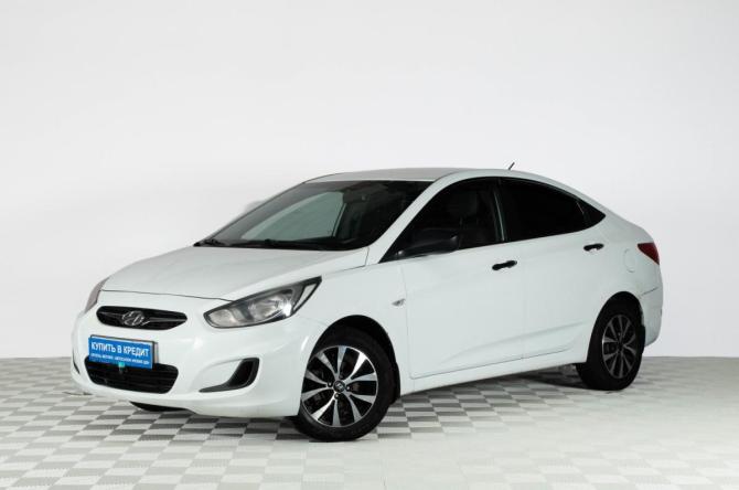 Hyundai Solaris I с пробегом 2014 года, цена 939 000 рублей, 156800 км, хэтчбек, Автокод Объявления