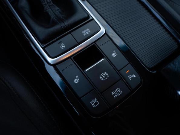 Kia Optima IV Рестайлинг с пробегом 2019 года, цена 2 679 000 рублей, 136173 км, седан, Автокод Объявления
