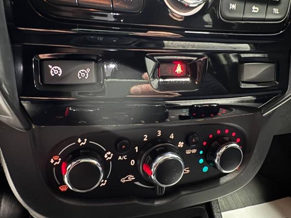 Renault Duster I Рестайлинг с пробегом 2016 года, цена 1 010 000 рублей, 189164 км, внедорожник, Автокод Объявления