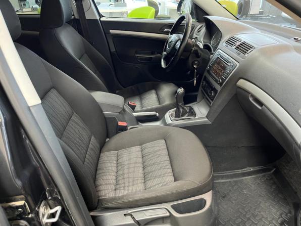 Skoda Octavia II (A5) Рестайлинг с пробегом 2011 года, цена 679 000 рублей, 237000 км, лифтбек, Автокод Объявления