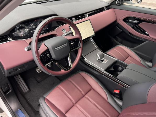 Новый Land Rover Range Rover Evoque II Рестайлинг 2025 года, цена 5 690 000 рублей, внедорожник, Автокод Объявления