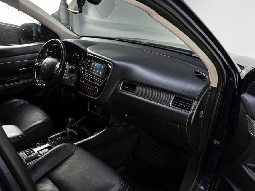 Mitsubishi Outlander III Рестайлинг 3 Тюмень  - изображение 16