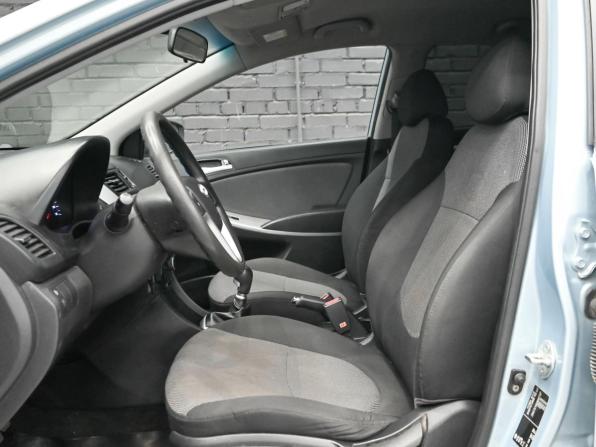 Hyundai Solaris I с пробегом 2012 года, цена 730 000 рублей, 144766 км, хэтчбек, Автокод Объявления
