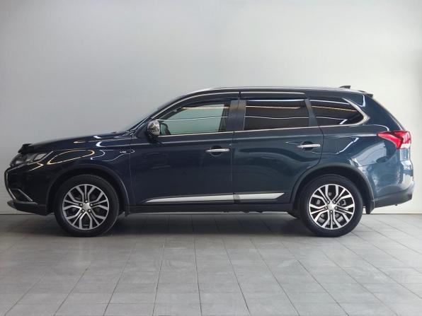 Mitsubishi Outlander III Рестайлинг 3 с пробегом 2018 года, цена 2 650 000 рублей, 182760 км, внедорожник, Автокод Объявления