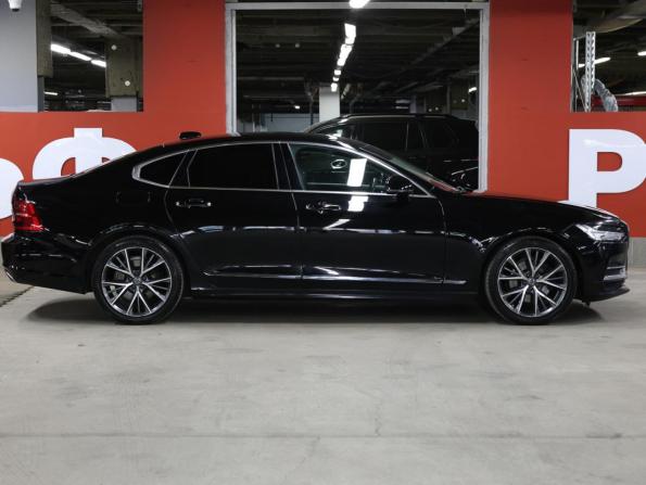Volvo S90 II Рестайлинг с пробегом 2020 года, цена 2 597 000 рублей, 197650 км, седан, Автокод Объявления