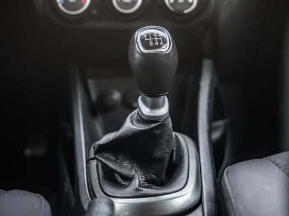 Kia Rio III Рестайлинг с пробегом 2017 года, цена 898 000 рублей, 157164 км, хэтчбек, Автокод Объявления