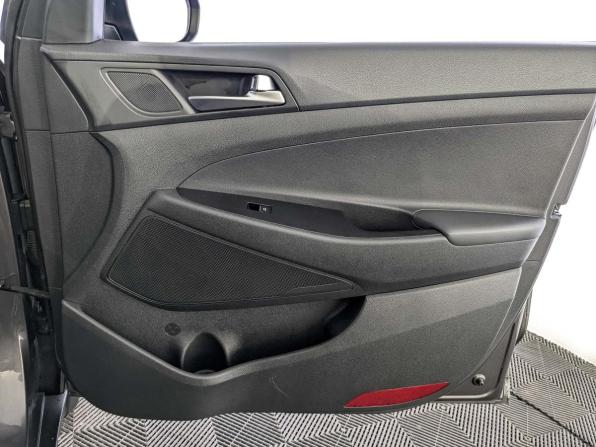 Hyundai Tucson III Рестайлинг с пробегом 2019 года, цена 2 290 000 рублей, 98010 км, внедорожник, Автокод Объявления