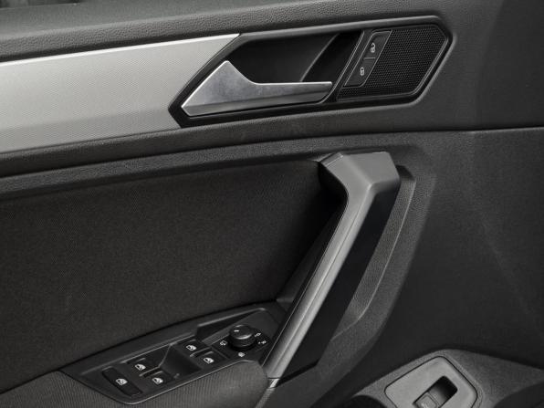 Volkswagen Tiguan II с пробегом 2020 года, цена 2 199 000 рублей, 135000 км, внедорожник, Автокод Объявления