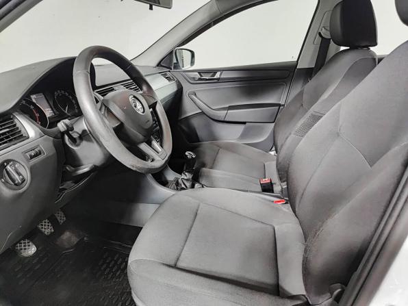 Skoda Rapid I Рестайлинг с пробегом 2019 года, цена 1 150 000 рублей, 175131 км, лифтбек, Автокод Объявления