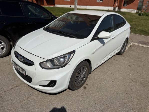 Hyundai Solaris I с пробегом 2014 года, цена 897 000 рублей, 143200 км, седан, Автокод Объявления