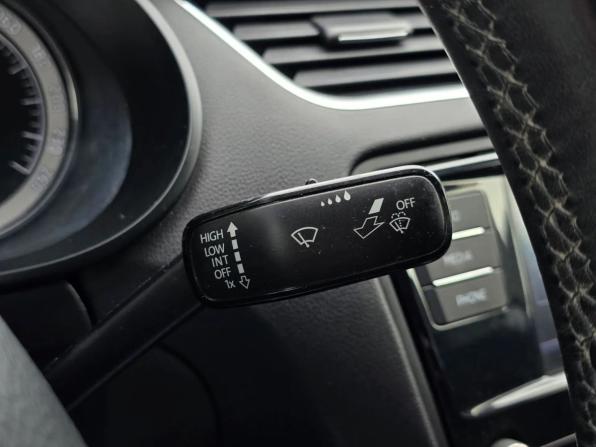 Skoda Octavia III (A7) Рестайлинг с пробегом 2017 года, цена 1 620 000 рублей, 169002 км, лифтбек, Автокод Объявления