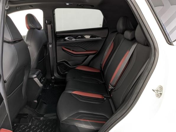 Geely Coolray I Рестайлинг с пробегом 2023 года, цена 2 060 000 рублей, 59693 км, внедорожник, Автокод Объявления