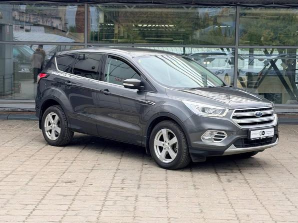 Ford Kuga II Рестайлинг с пробегом 2017 года, цена 1 657 000 рублей, 102835 км, внедорожник, Автокод Объявления