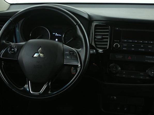 Mitsubishi Outlander III Рестайлинг 2 с пробегом 2017 года, цена 1 876 000 рублей, 116000 км, внедорожник, Автокод Объявления