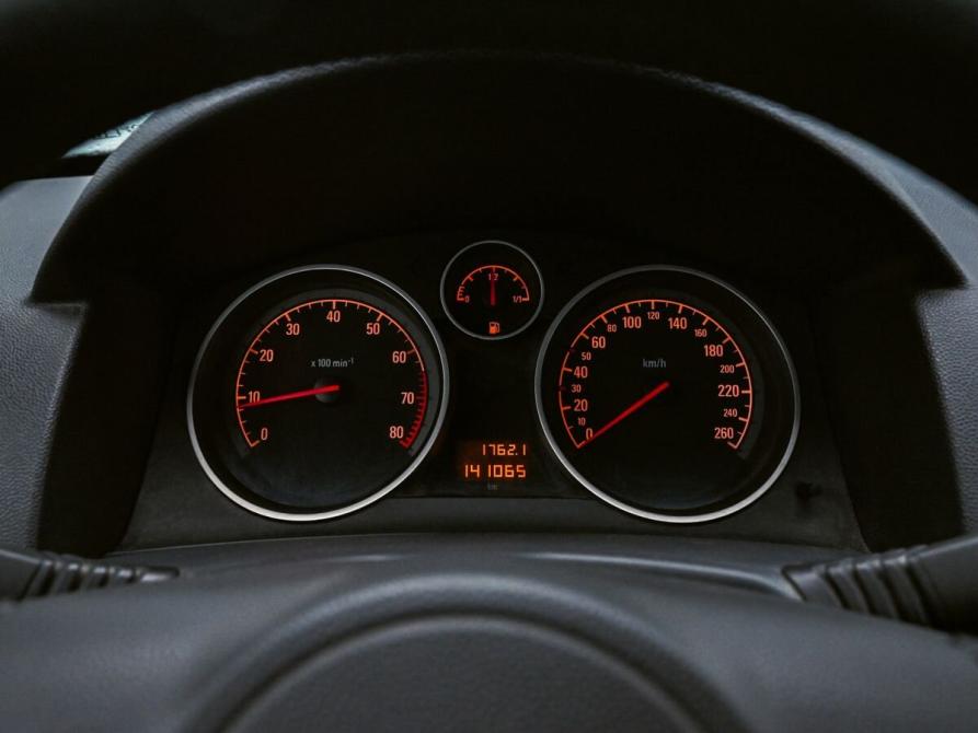 Opel Astra H Рестайлинг Екатеринбург  - изображение 9