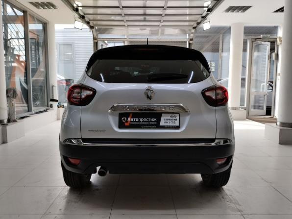 Renault Kaptur I с пробегом 2017 года, цена 1 180 000 рублей, 147845 км, внедорожник, Автокод Объявления