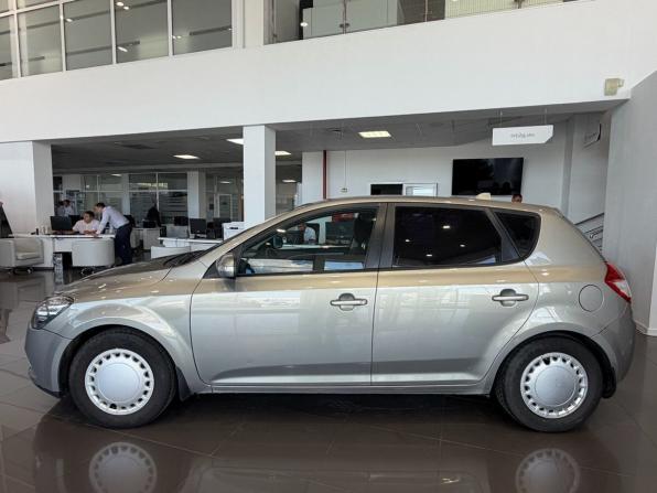 Kia Ceed I Рестайлинг с пробегом 2010 года, цена 695 000 рублей, 150000 км, хэтчбек, Автокод Объявления