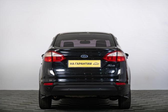 Ford Fiesta Mk6 Рестайлинг с пробегом 2015 года, цена 749 000 рублей, 137000 км, седан, Автокод Объявления