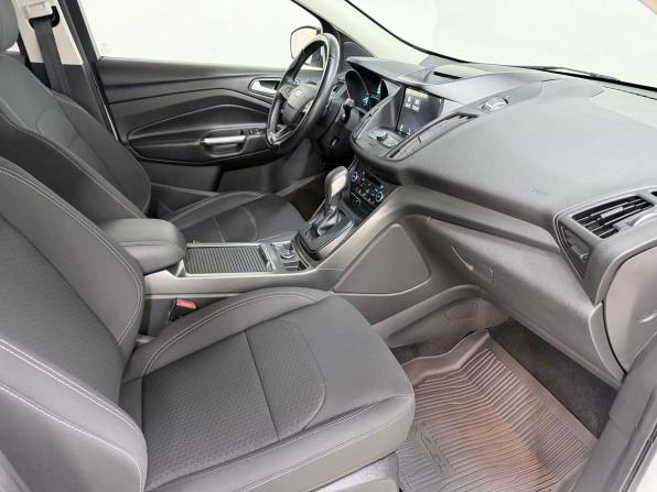Ford Kuga II Рестайлинг с пробегом 2018 года, цена 1 869 000 рублей, 64689 км, внедорожник, Автокод Объявления