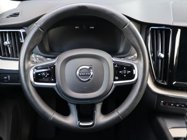 Volvo XC60 II с пробегом 2018 года, цена 4 050 000 рублей, 47122 км, внедорожник, Автокод Объявления
