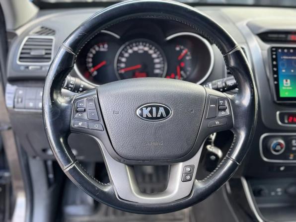 Kia Sorento II Рестайлинг с пробегом 2017 года, цена 1 749 000 рублей, 180540 км, внедорожник, Автокод Объявления