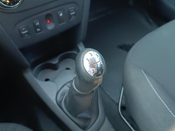 Renault Sandero II с пробегом 2017 года, цена 930 000 рублей, 138378 км, хэтчбек, Автокод Объявления