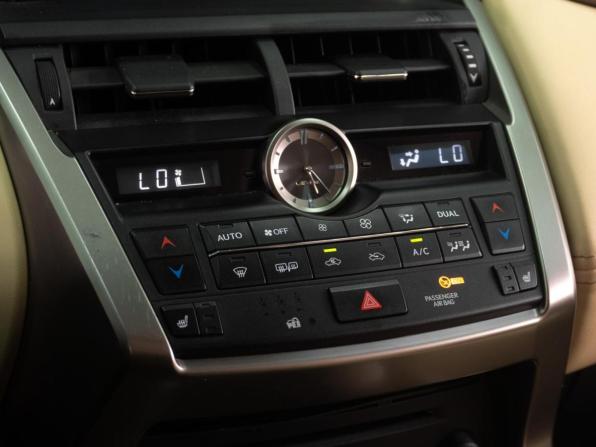 Lexus NX I с пробегом 2015 года, цена 2 679 000 рублей, 137916 км, внедорожник, Автокод Объявления
