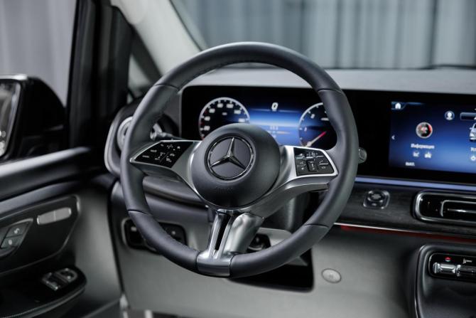 Новый Mercedes-Benz V-Класс III (W447) Рестайлинг 2 2025 года, цена 15 318 600 рублей, минивэн, Автокод Объявления