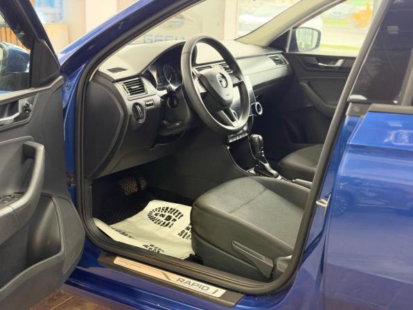 Skoda Rapid I Рестайлинг с пробегом 2019 года, цена 1 249 000 рублей, 141000 км, лифтбек, Автокод Объявления