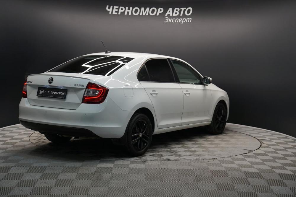 Skoda Rapid I Рестайлинг Крым  - изображение 5