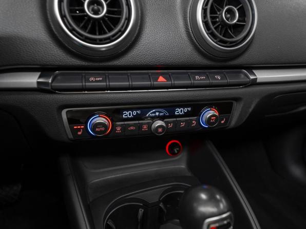 Audi A3 III (8V) с пробегом 2015 года, цена 1 580 000 рублей, 110373 км, седан, Автокод Объявления