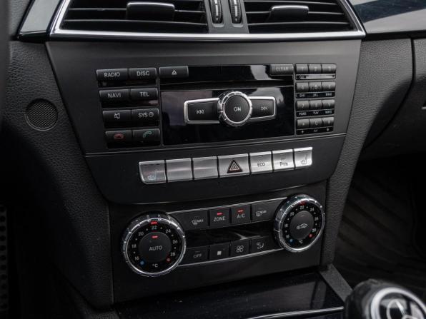 Mercedes-Benz C-Класс III (W204) Рестайлинг с пробегом 2012 года, цена 1 445 000 рублей, 256218 км, седан, Автокод Объявления