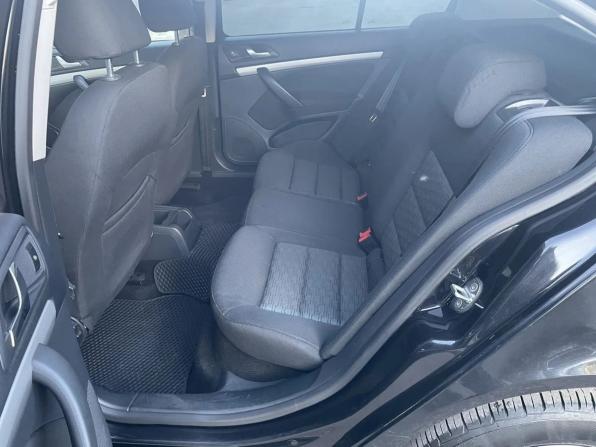 Skoda Octavia II (A5) Рестайлинг с пробегом 2013 года, цена 645 000 рублей, 322282 км, лифтбек, Автокод Объявления